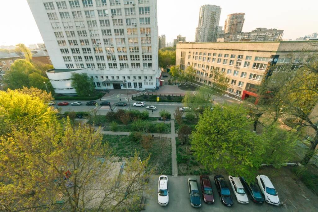 Уютная Студия На Метро Печерская В Центре Киева เคียฟ ภายนอก รูปภาพ
